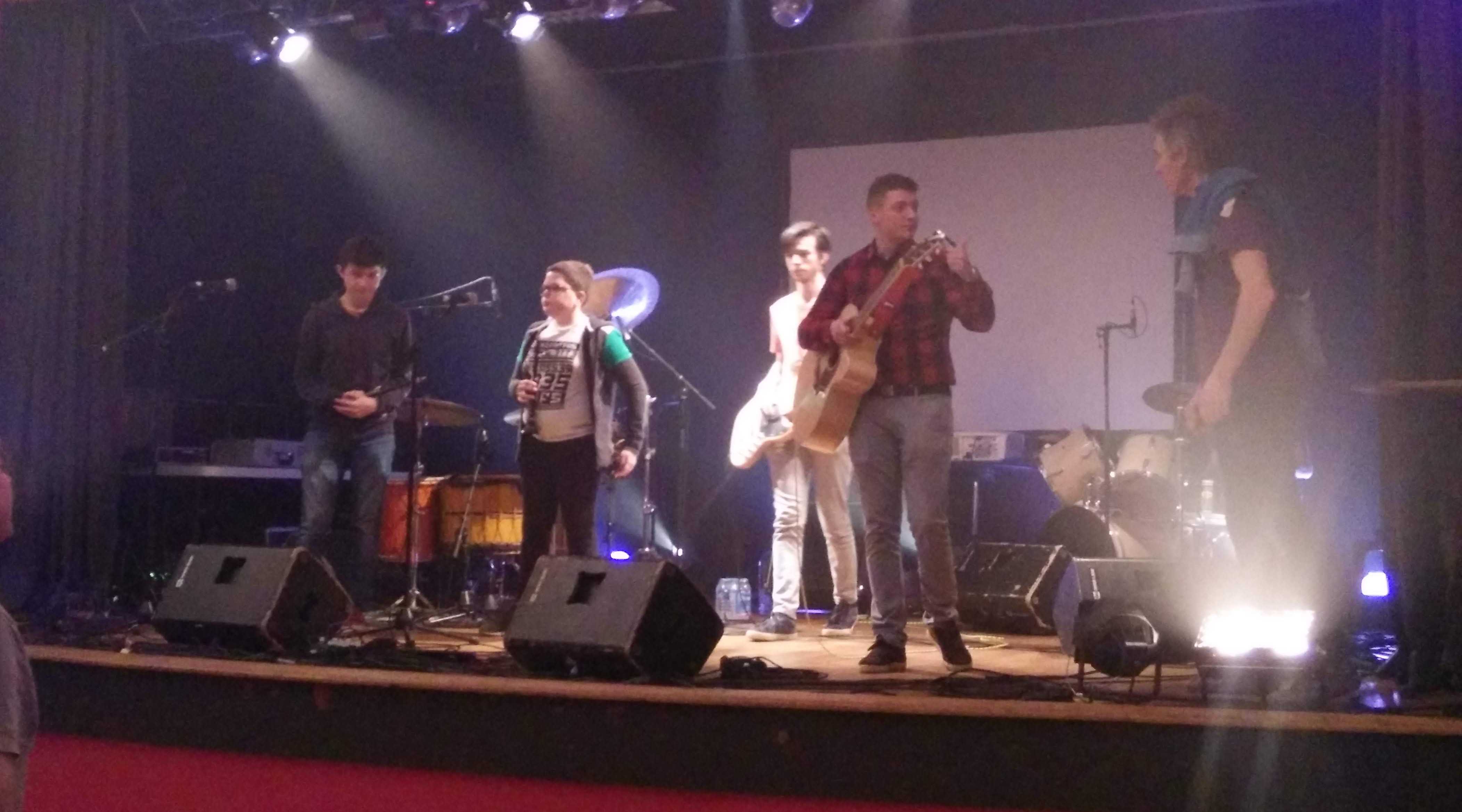 5a8db8f5-8e4f-558d-9df0-d905eabf4954