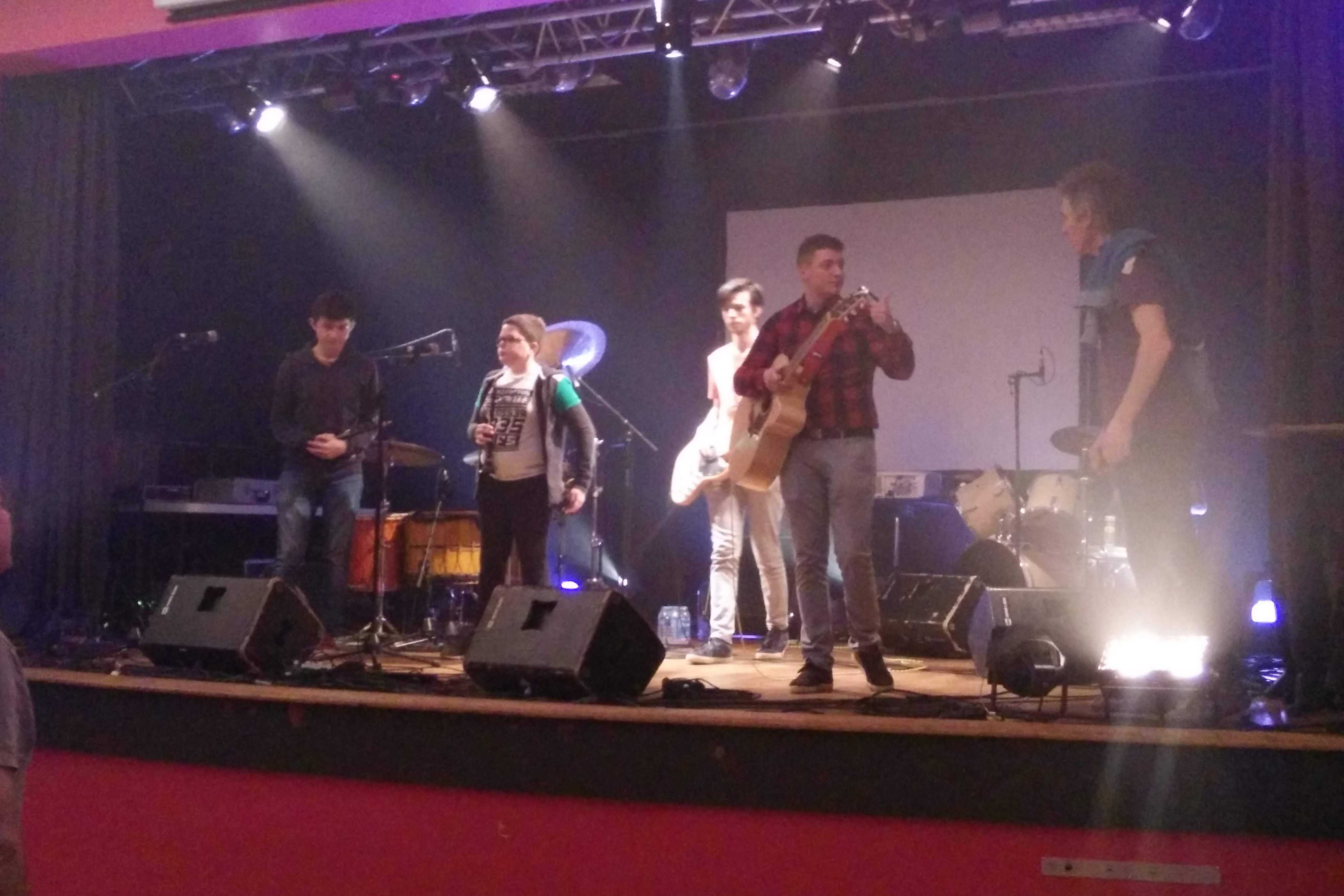 a0dca728-e479-57fd-ba15-1fe7463b0094