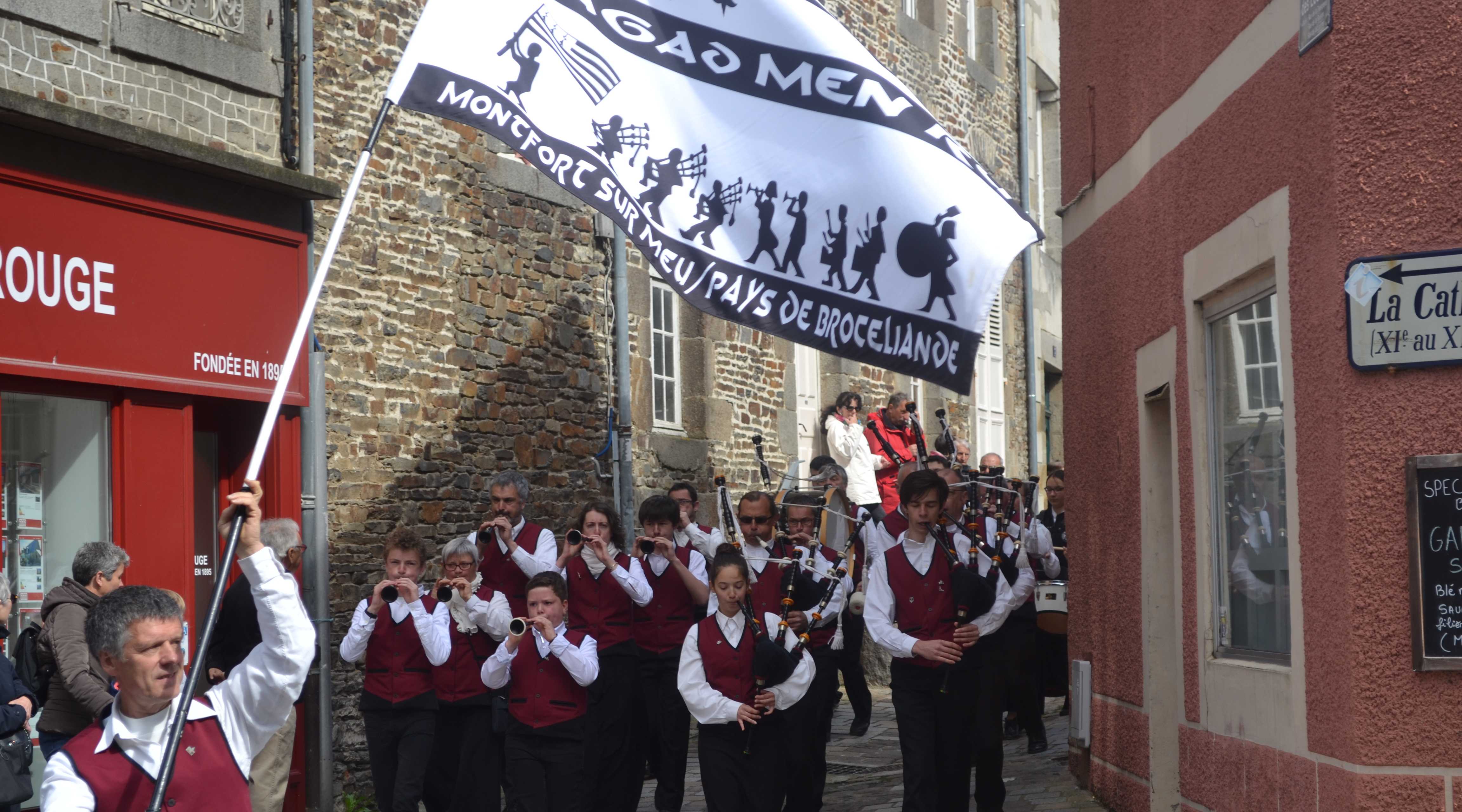 0fe2092e-a88b-5d08-aa71-034e2c6505b2