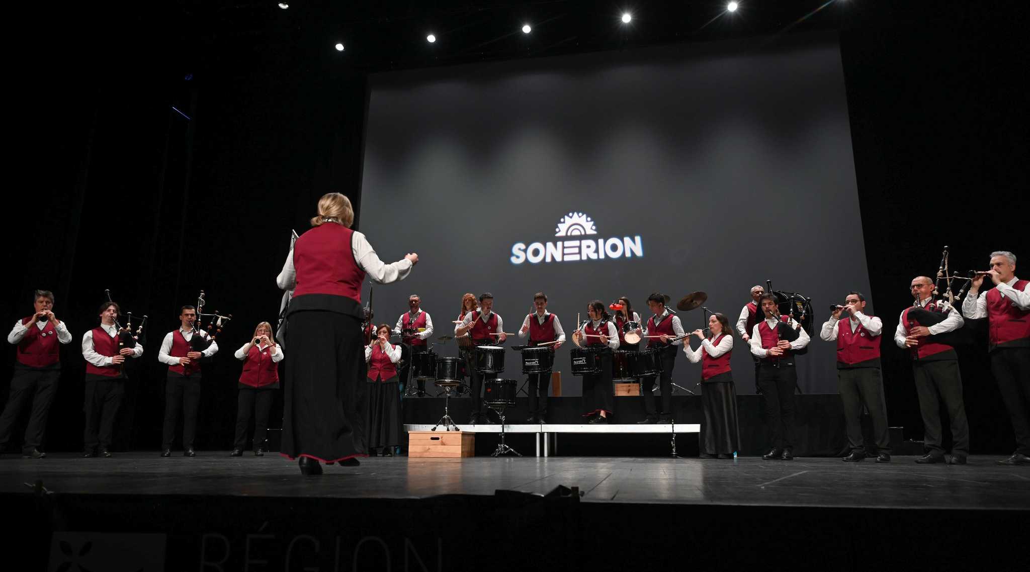 6aa95027-e022-5716-8f86-0dcbc7e96403