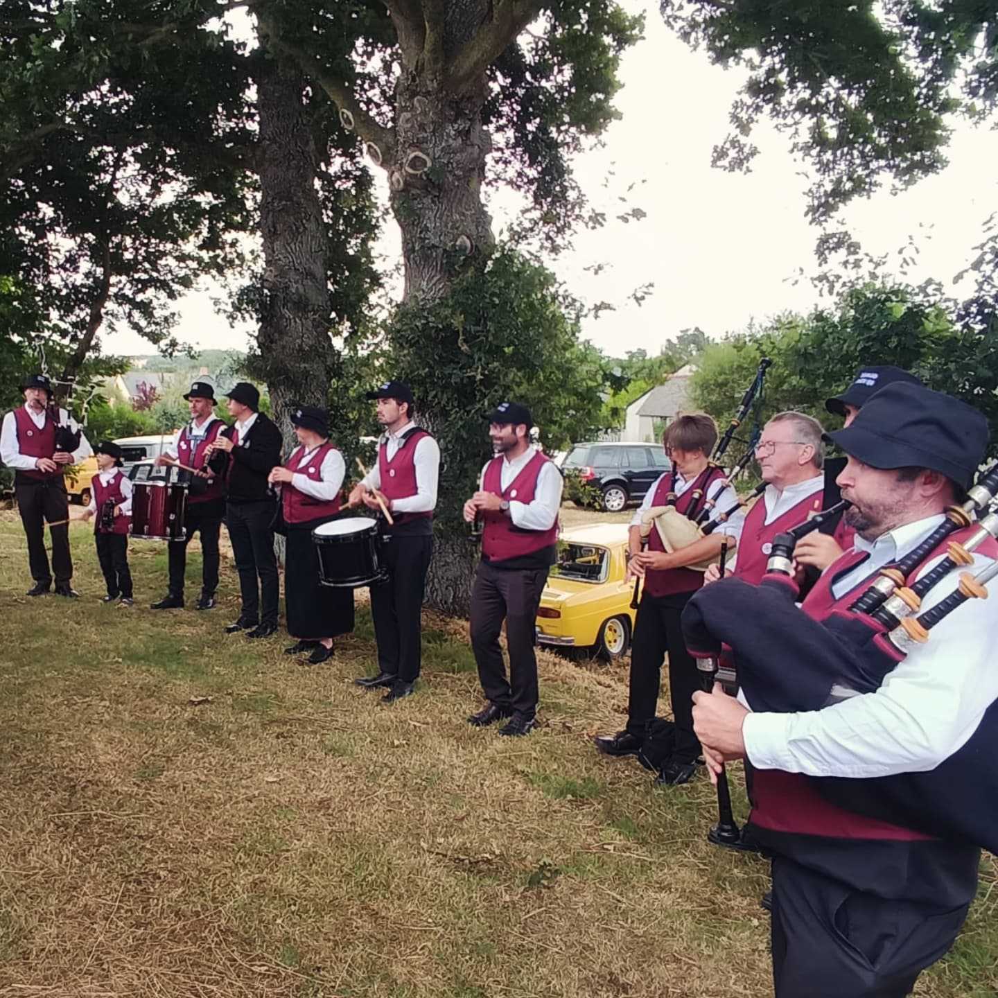 Le bagad remercie les organisateurs de la fête de la moisson à Muel pour leur invitation et accueil lors de l'événement dimanche dernier !
