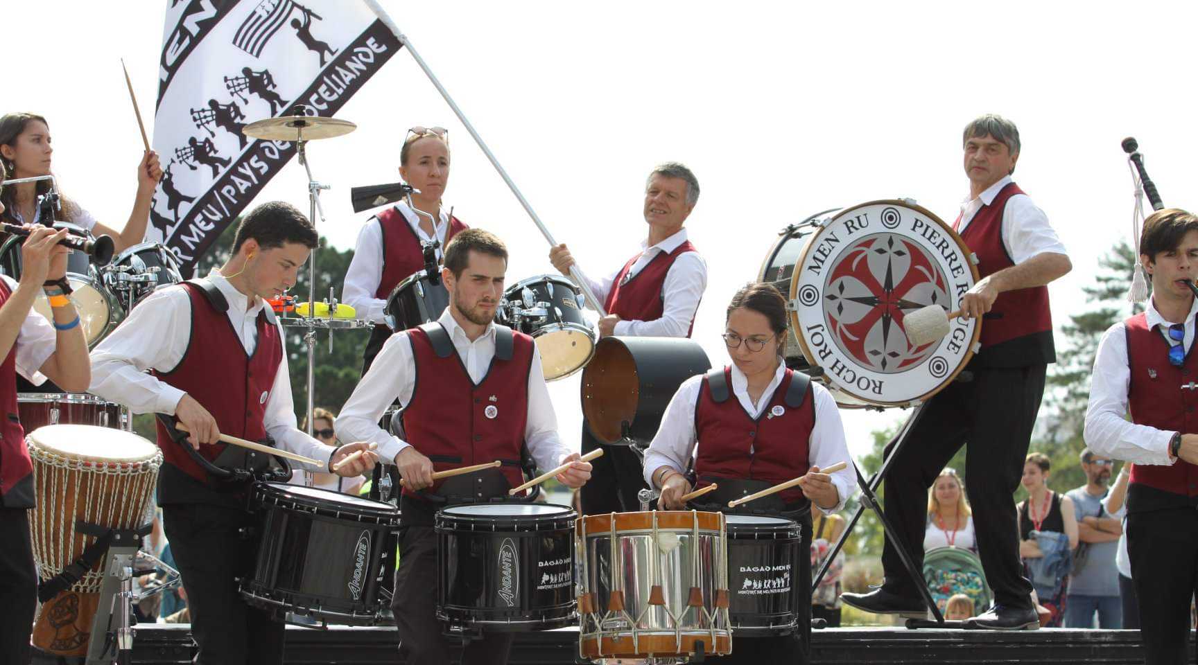 8e003be5-fb1b-5c0b-adb8-3218f4b28ebc