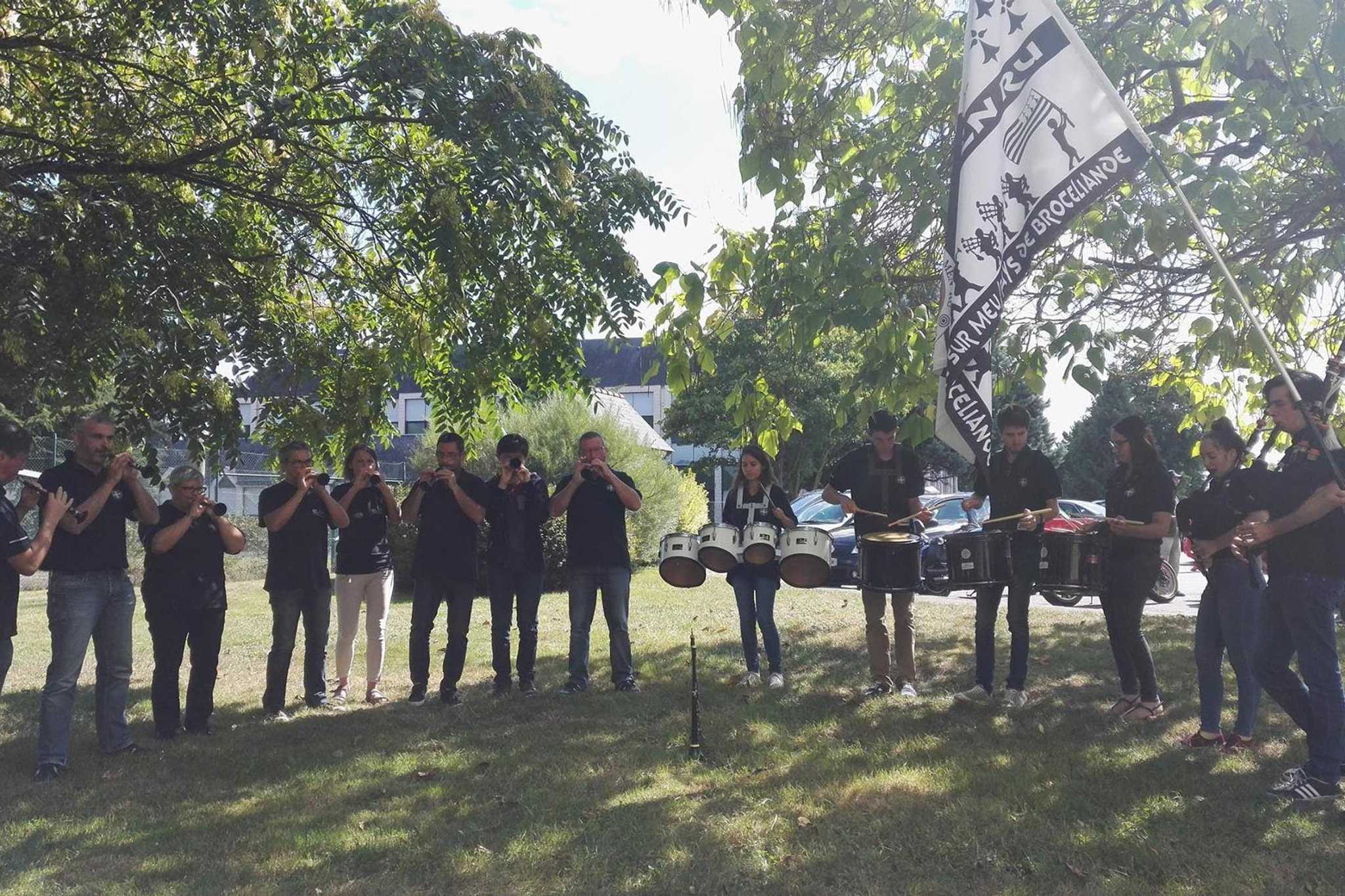 eaf53a54-06c9-5e48-aaae-6defadbc66c2